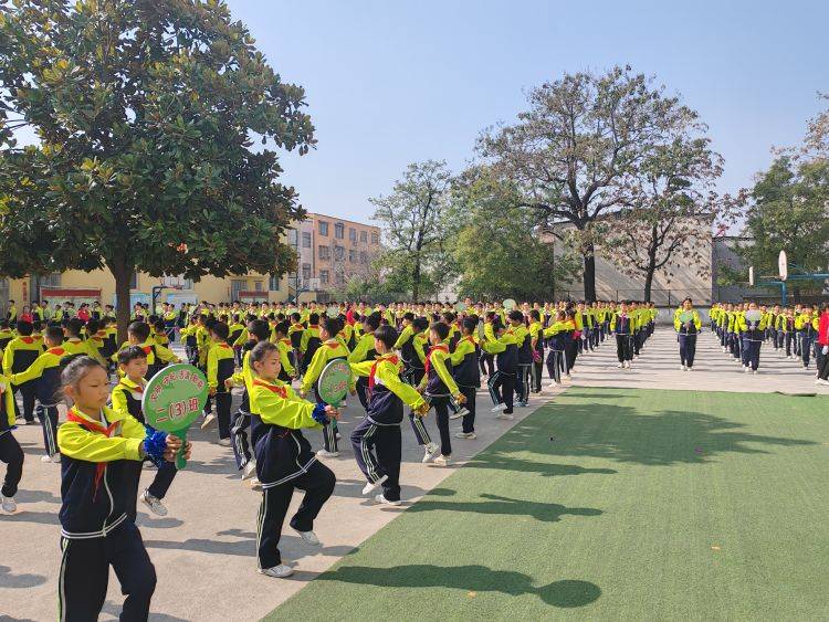 简篇-最美大课间  活力满校园——舞泉镇牛市口小学最美大课间活动展示